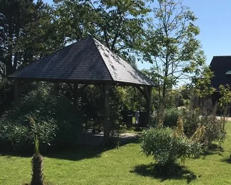 בית נופש La Grange - Unique Property, Peace, Space & Light Réville